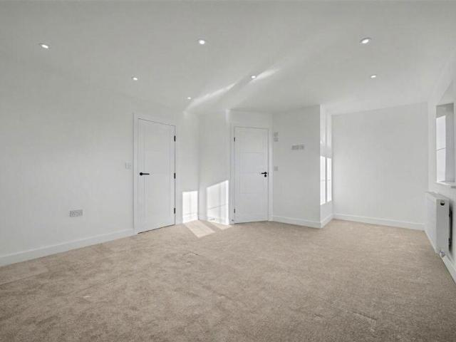 House for sale in Camp Hill, Warwickshire