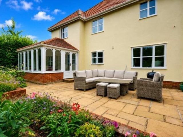 House for sale in Duton Hill, Essex