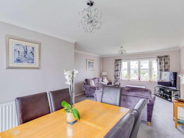 House for sale in Penllyn, Ystradowen