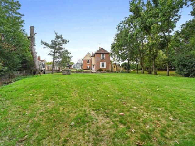House for sale in Chipping Hill, Essex