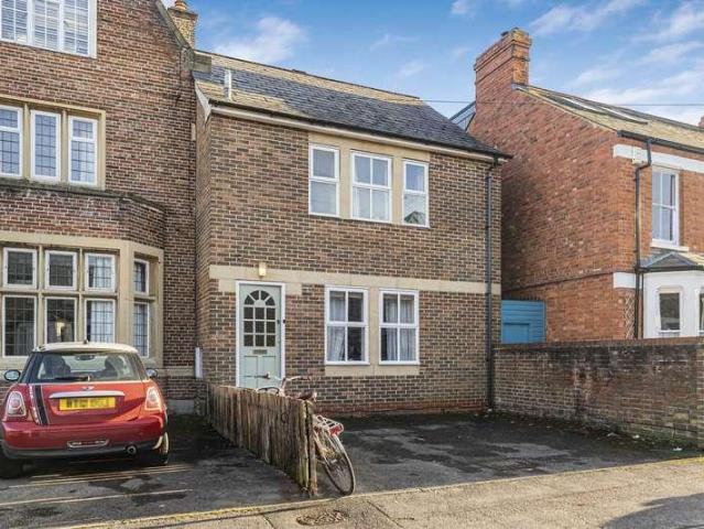 House for sale in Robin Hood, The Slade