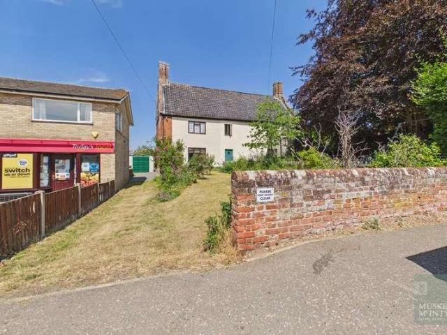 House for sale in Burgh St Peter, Norfolk