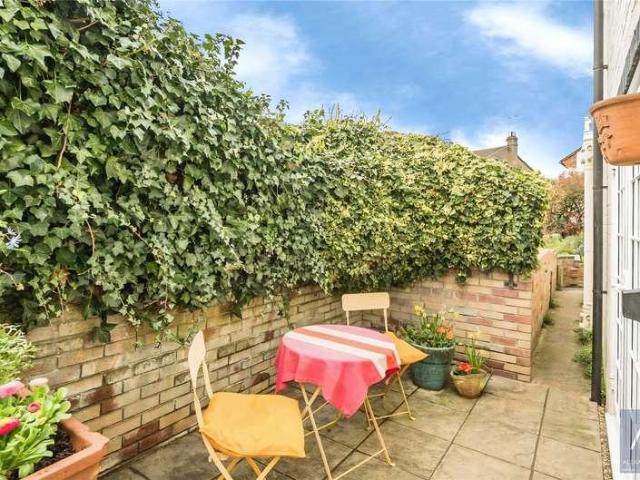 House for sale in Buckingham, Buckinghamshire