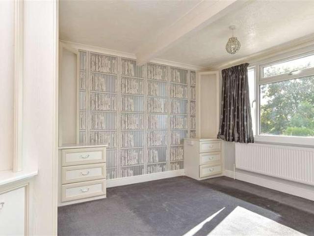 House for sale in Northfleet, Gravesham