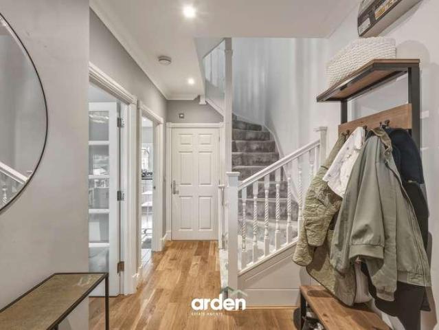House for sale in Stoke Pound, Bromsgrove