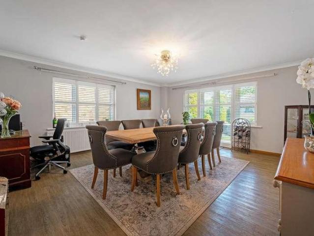 House for sale in Burghfield Hill, West Berkshire
