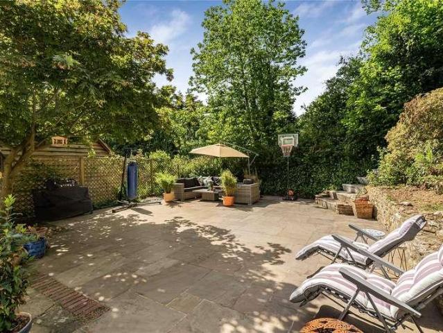 House for sale in Bolton Low Houses, Hampshire