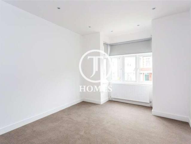 House for sale in Hendon, Greater London