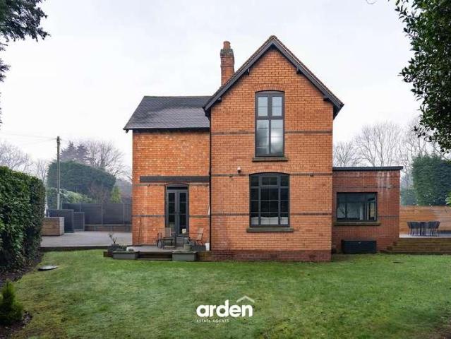 House for sale in Bromsgrove, Worcestershire