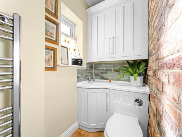 House for sale in Bardsey cum Rigton, Bardsey