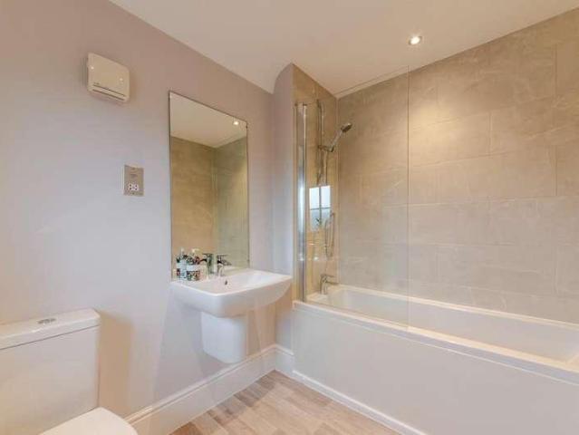 House for sale in Pen-y-ffordd, Wales
