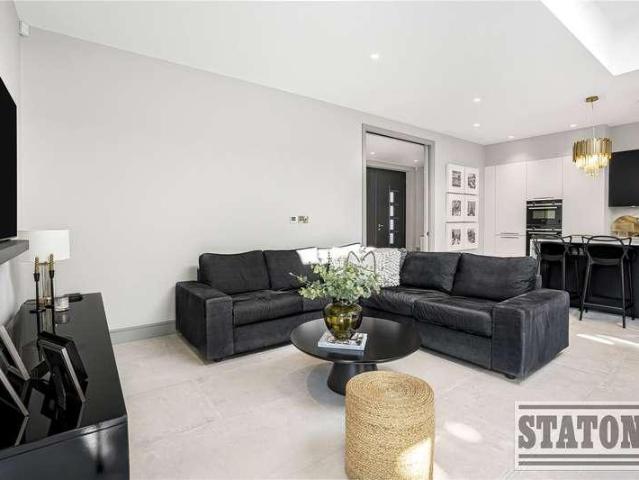 House for sale in Fretherne, Hertfordshire