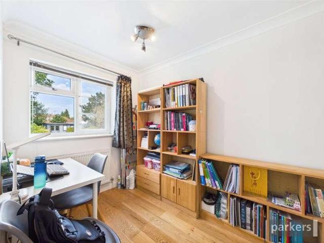 House for sale in Woodley
