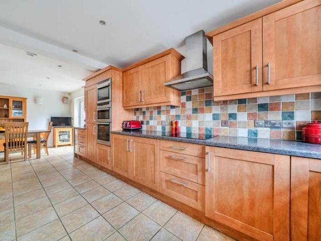 House for sale in Preston Plucknett, Yeovil