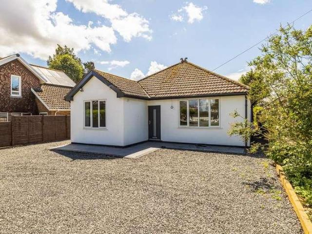 House for sale in Staniland, Boston