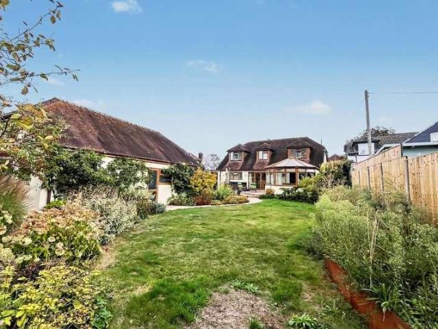 House for sale in Creekmoor, Poole
