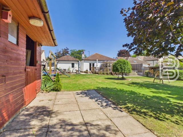 House for sale in Houlton, New Bilton