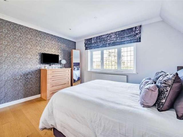 House for sale in Ruislip, London Borough of Hillingdon
