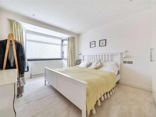 House for sale in London Borough of Ealing, Greater London