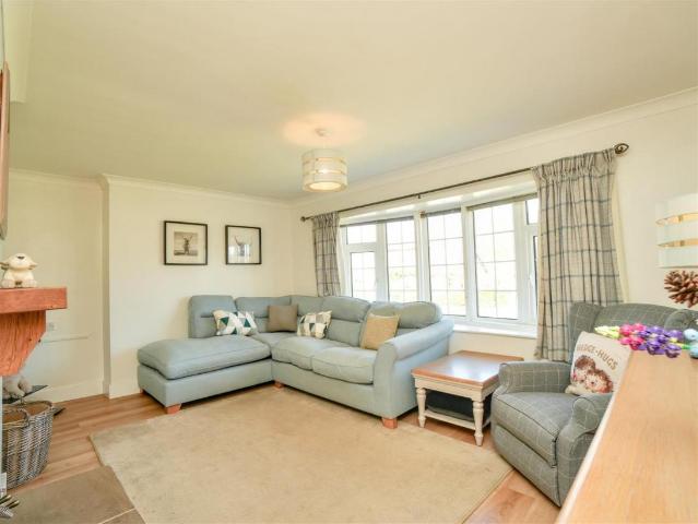 House for sale in Linton-on-ouse, North Yorkshire