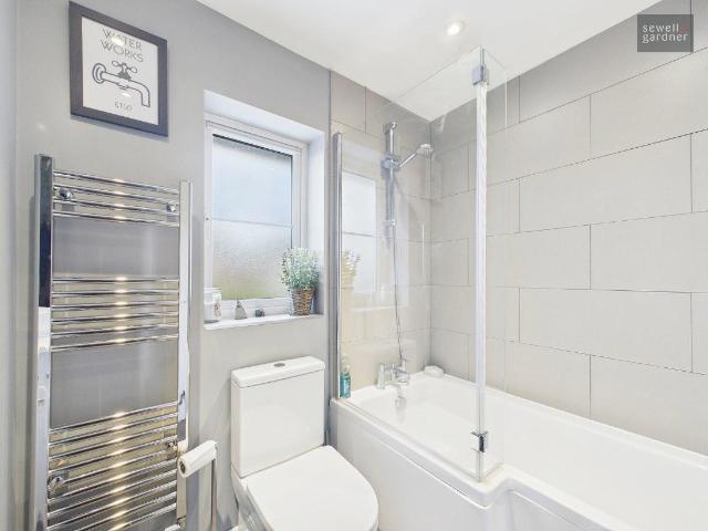 House for sale in Batchworth, Hertfordshire