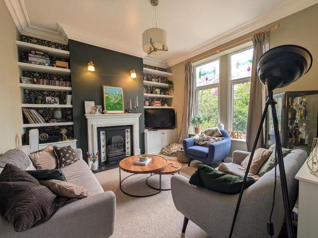 House for sale in Baildon, West Yorkshire