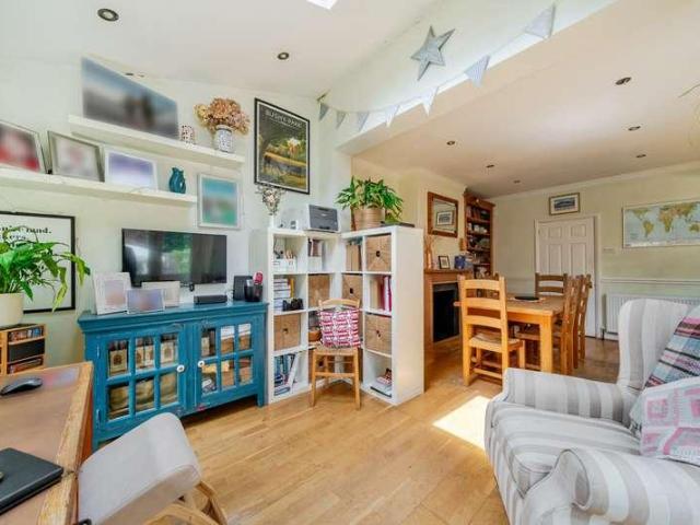 House for sale in Hampton, Greater London