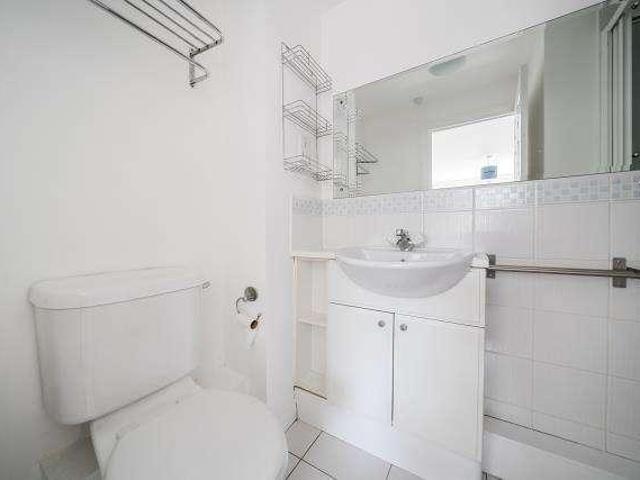 House for sale in Dettingen Park, Deepcut