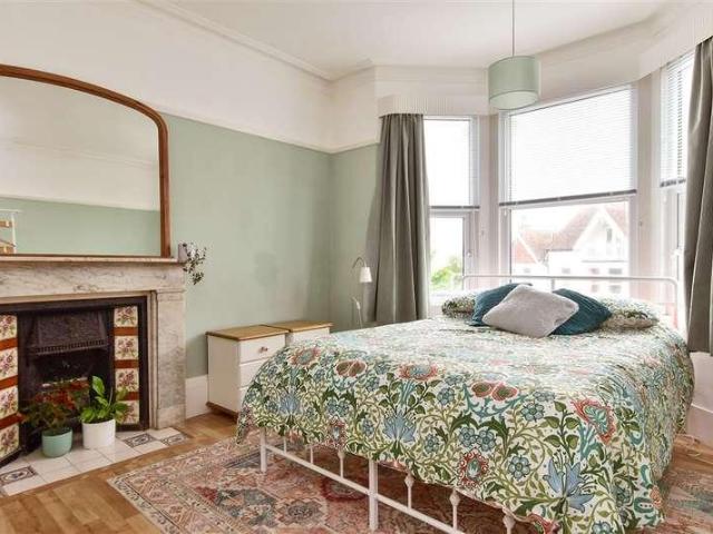 House for sale in Round Hill, Brighton & Hove