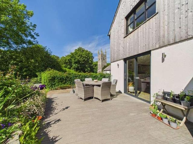 House for sale in Jacobstow, Cornwall