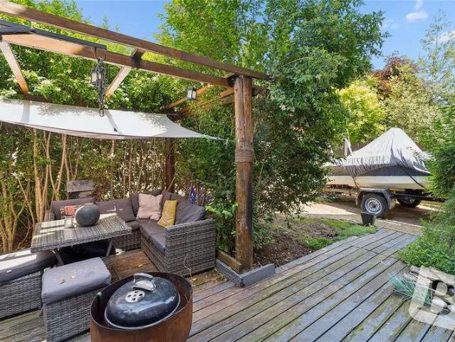 House for sale in Ongar, Epping