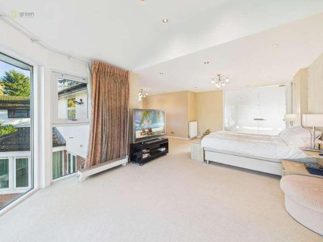 House for sale in Sutton Coldfield, West Midlands