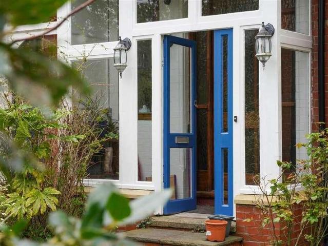 House for sale in Georgia, Greater Manchester
