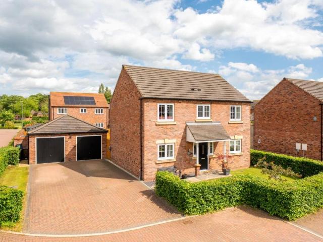 House for sale in Ulleskelf, North Yorkshire