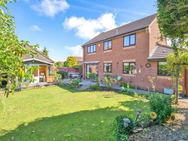 House for sale in Worle, Weston-super-mare