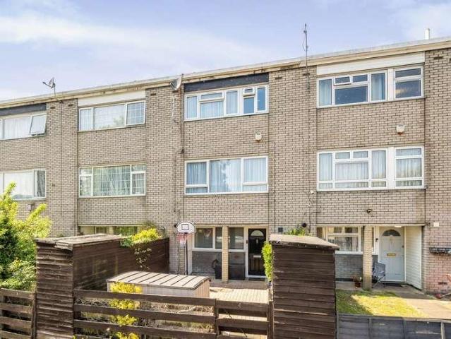 House for sale in Hayes, Yeading
