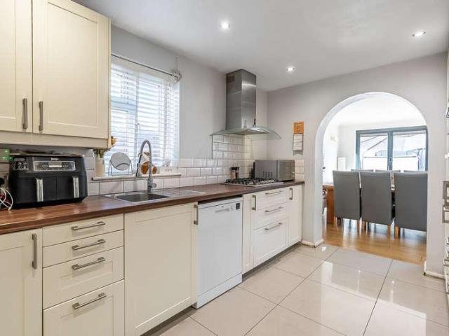 House for sale in Chelsham, Tandridge