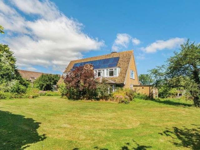 House for sale in Whissendine, Rutland