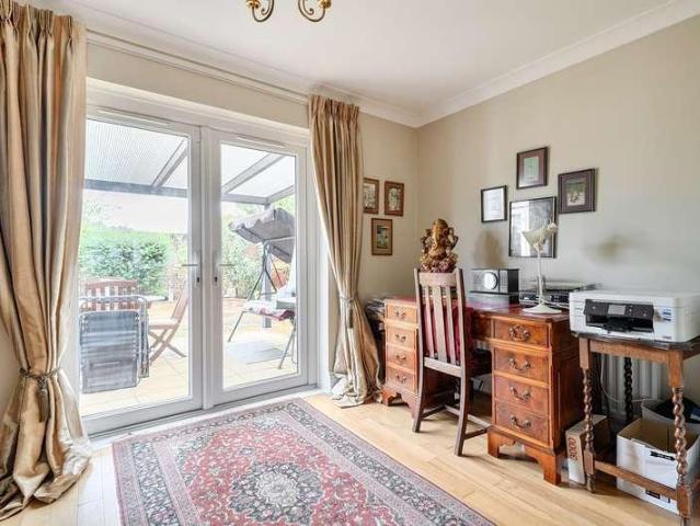 House for sale in Denham, Tatling End