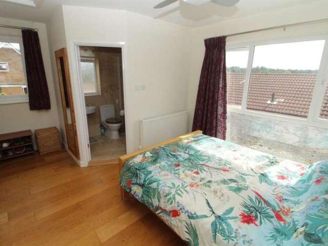 House for sale in Sherington