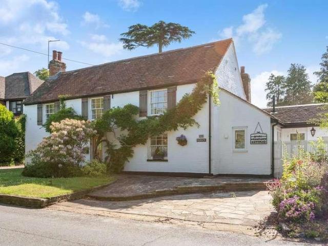 House for sale in Hayes, Greater London