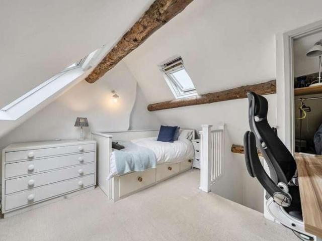 House for sale in Black Bourton, Oxfordshire