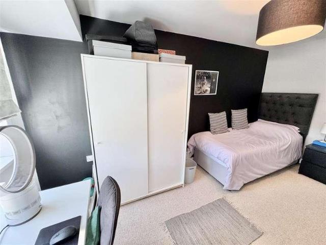 House for sale in Barnsley, Staincross