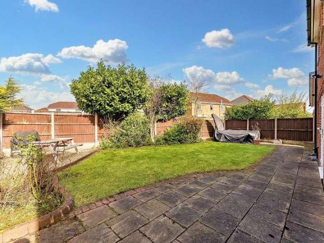 House for sale in Widnes, Barrows Green