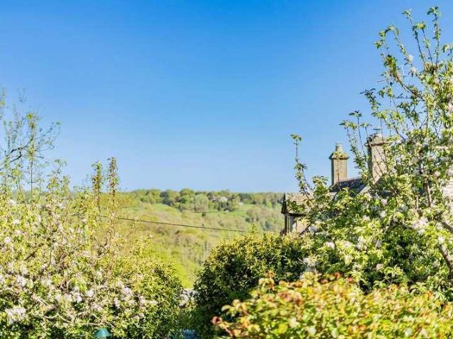 House for sale in Eastcombe, Stroud