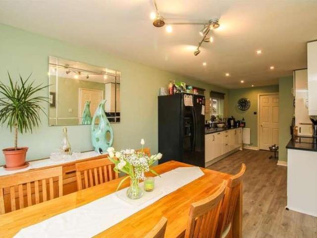 House for sale in Normanton and Altofts, Old Snydale