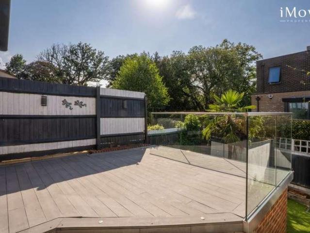 House for sale in London Borough of Croydon, Upper Norwood