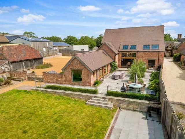 House for sale in Alderminster, Warwickshire