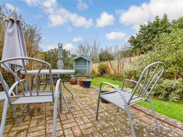 House for sale in Higham Wood, Bourne Vale