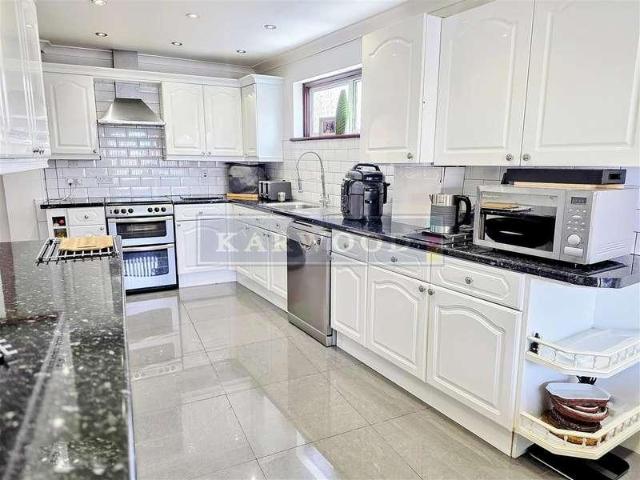 House for sale in Greater London